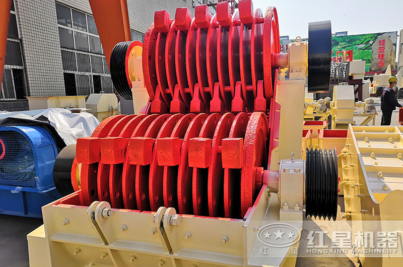 雙級破碎機內部結構