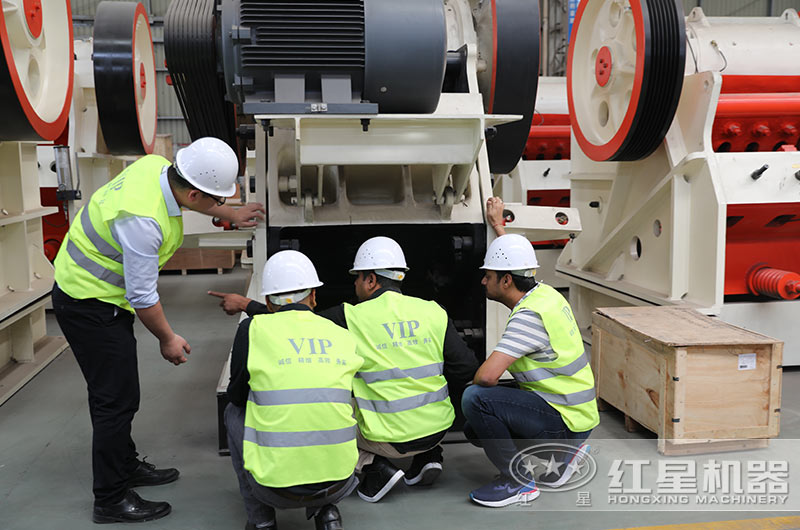 到廠(chǎng)考察設(shè)備、選型