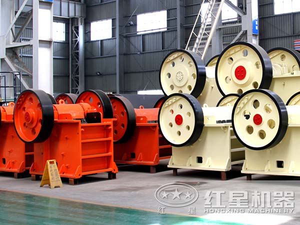 不同規格下的鄂式破碎機