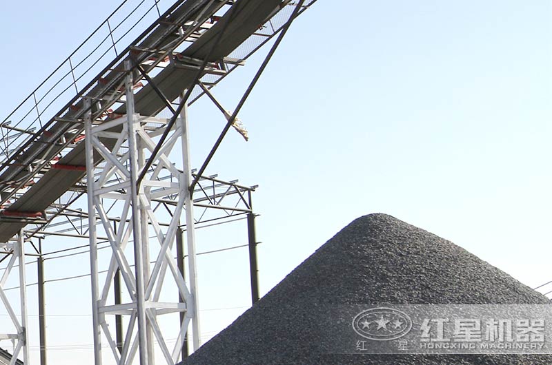 哪里有賣青石移動磕石機，報價大概多少錢（內(nèi)附視頻）