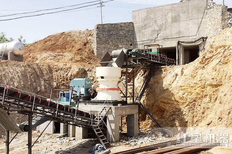 南陽時產800噸片石生產現場